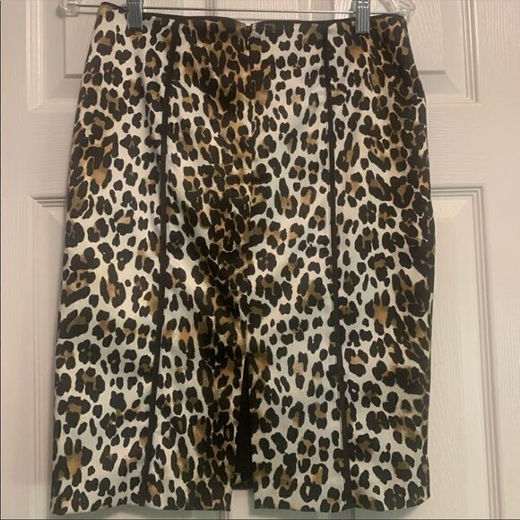 White House Black Market A-line Leopard Skirt - Picture 2 of 9